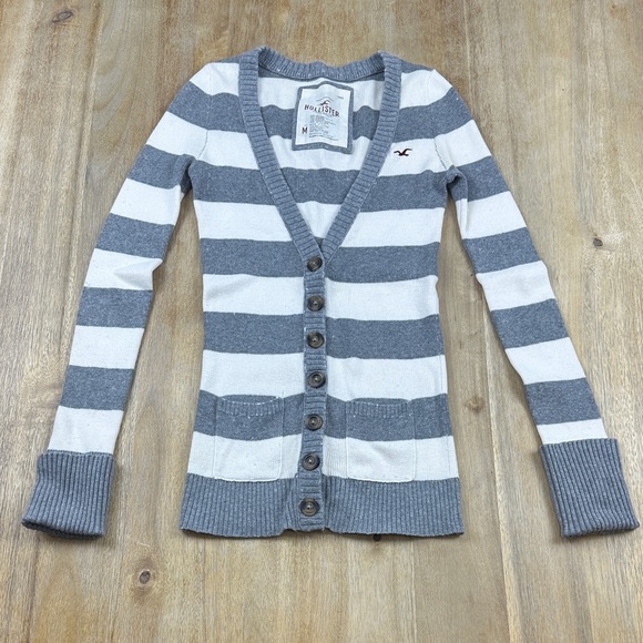Hollister Sweaters - Y2K Hollister Gray and Cream Striped Button Down Cardigan